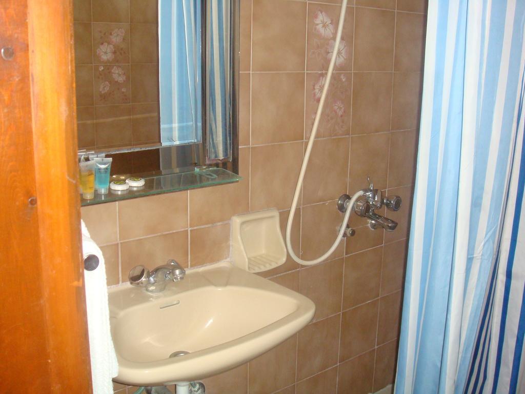 Hotel Omiros à Faliraki Chambre photo
