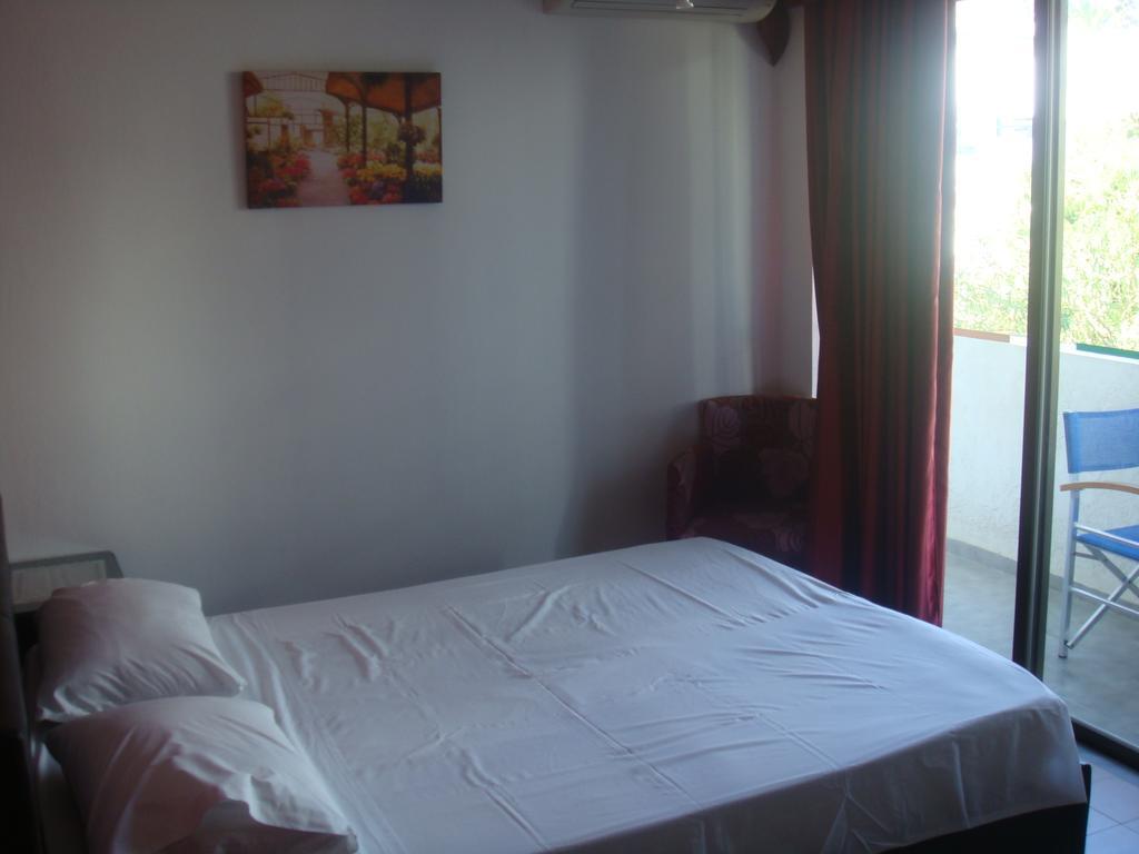Hotel Omiros à Faliraki Chambre photo