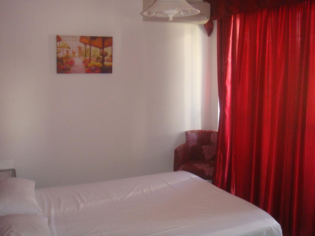 Hotel Omiros à Faliraki Extérieur photo