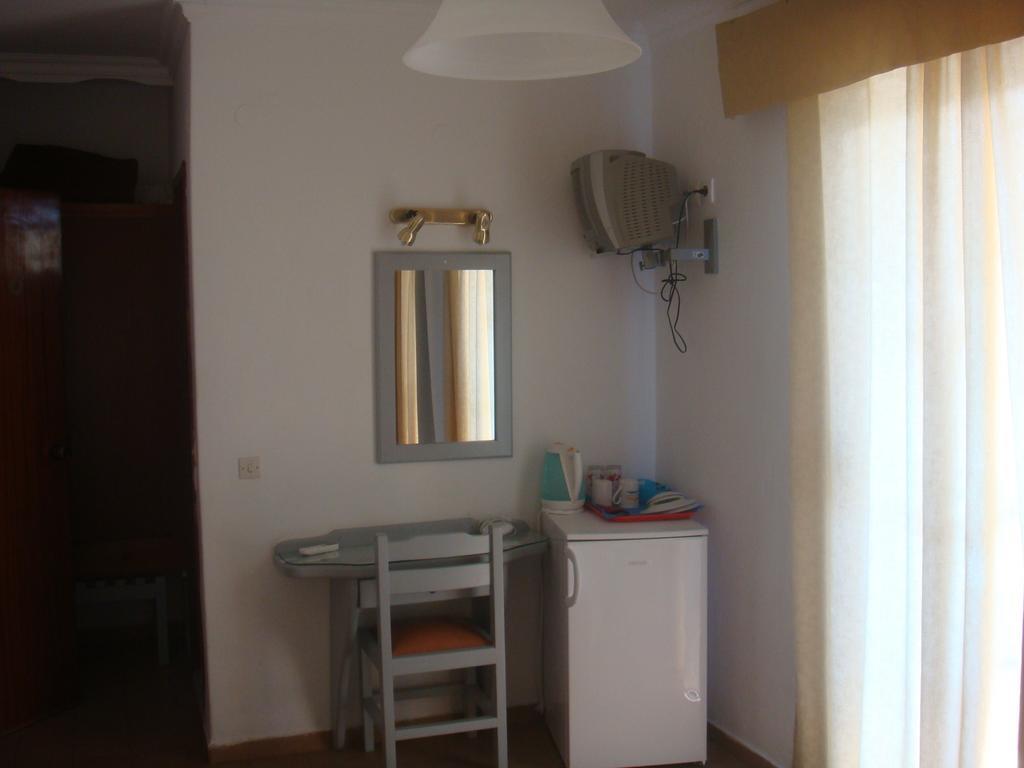 Hotel Omiros à Faliraki Extérieur photo